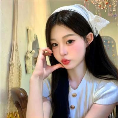 总裁是个纸片人